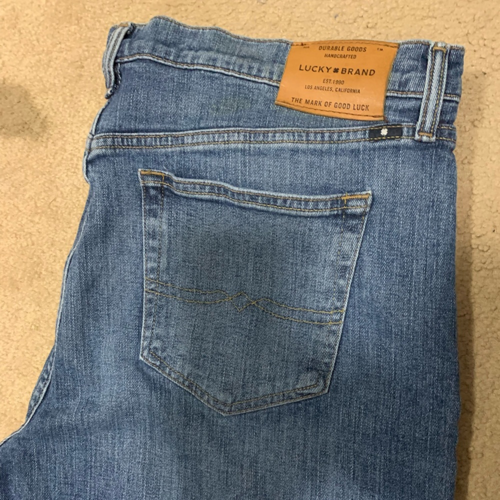 Mens Lucky brand jeans. 38/32 - Picture 4 of 4